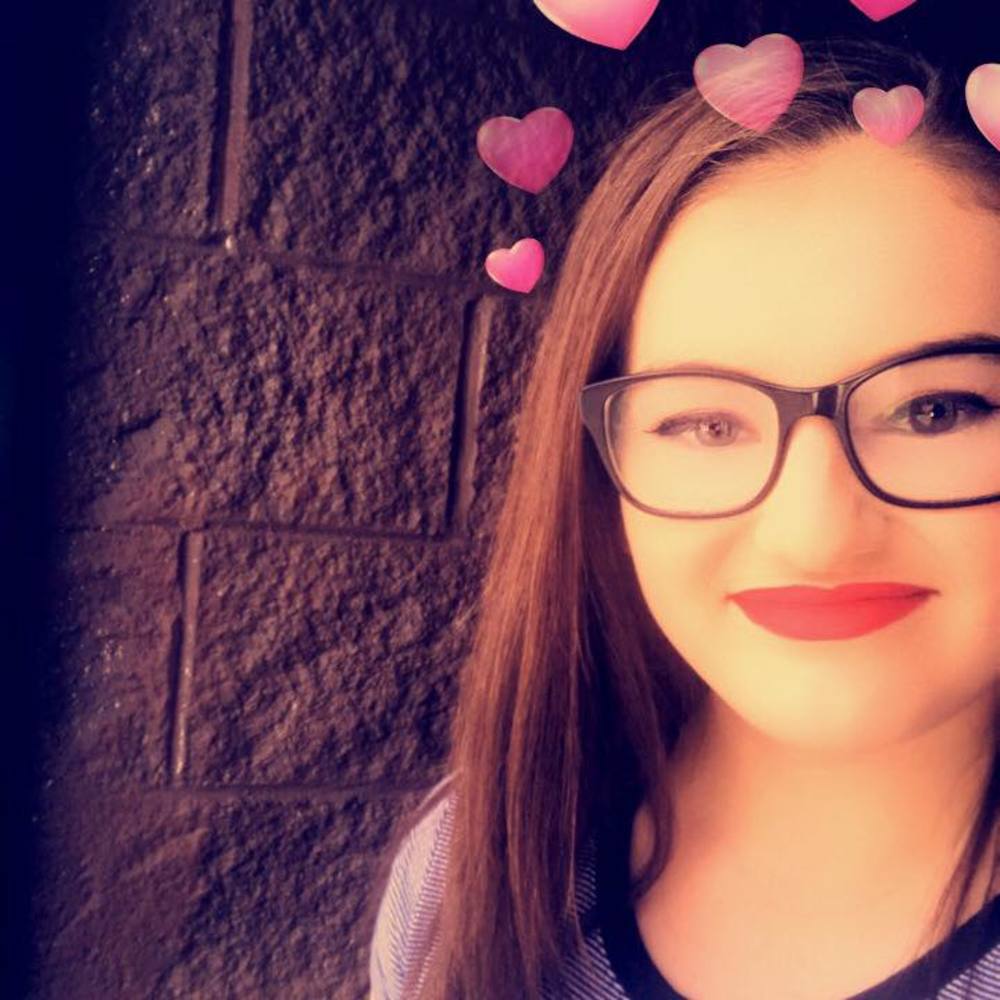 Meet your Posher, Juliana